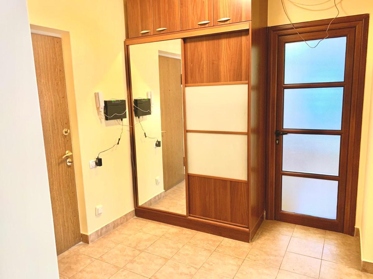 Apartment Amiryan エレバン エクステリア 写真