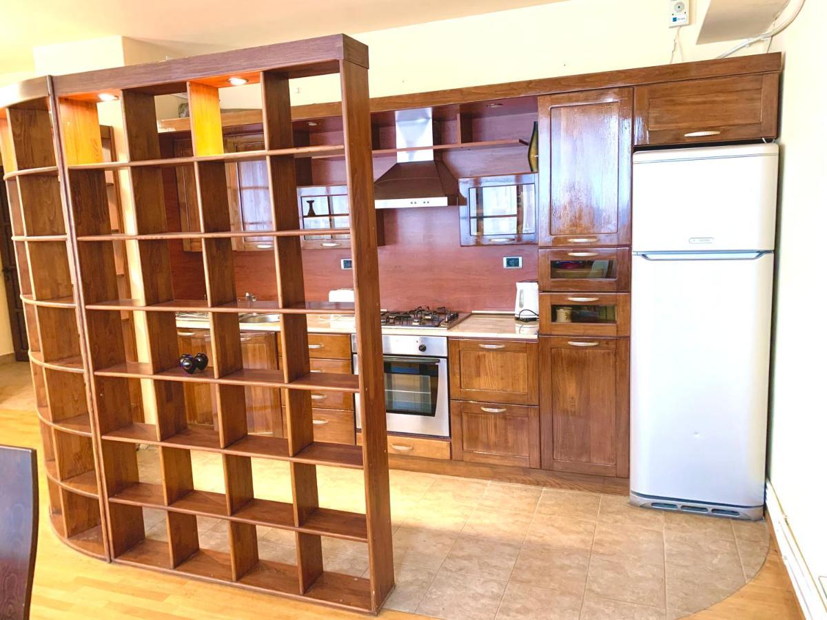 Apartment Amiryan エレバン エクステリア 写真