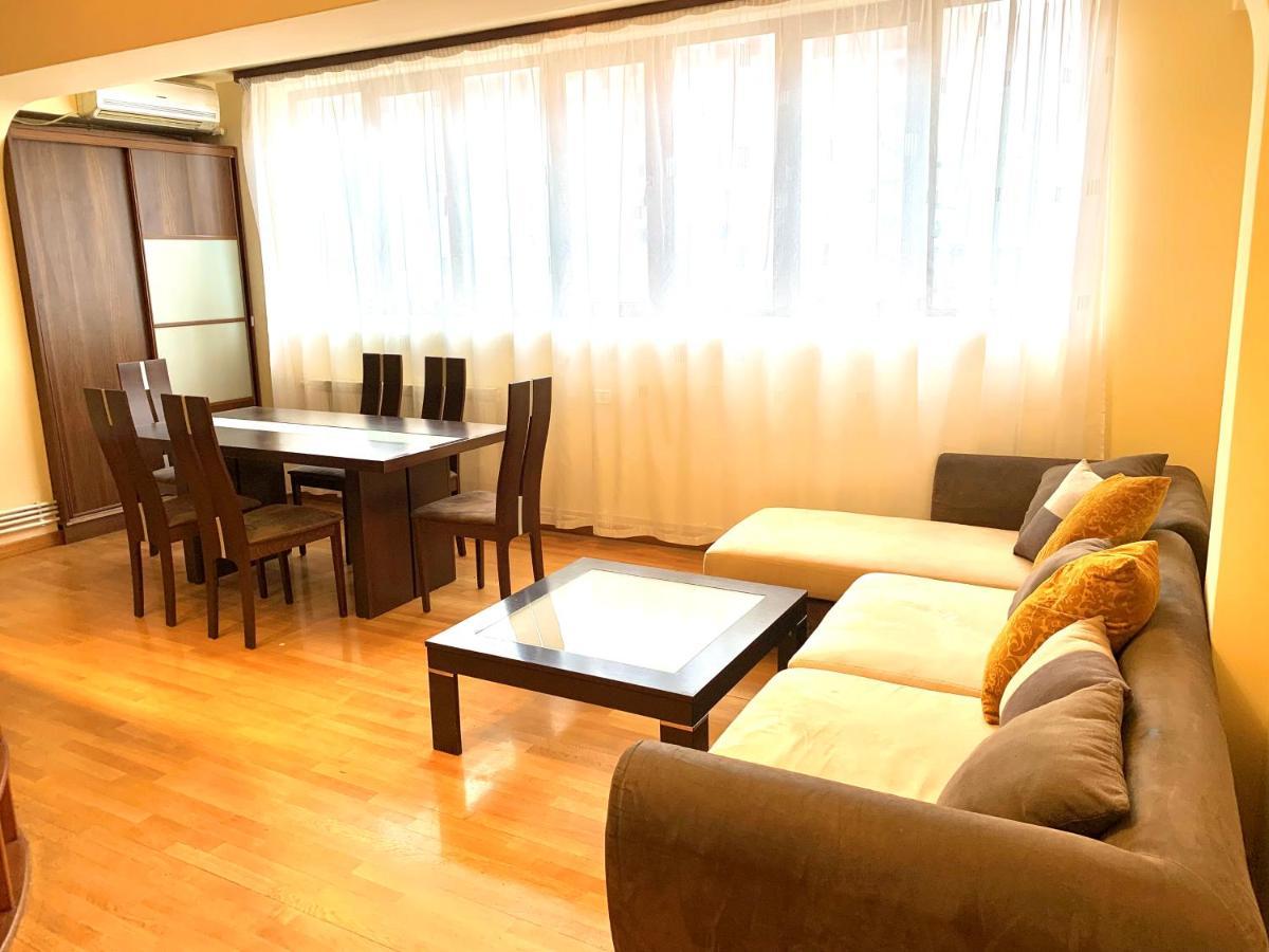 Apartment Amiryan エレバン エクステリア 写真